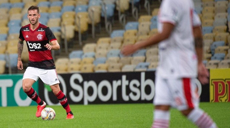 Léo Pereira deve ganhar a vaga na zaga - Foto: Alexandre Vidal/CRF.