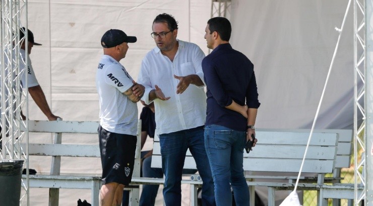 Mattos busca novos reforços - Foto: Bruno Cantini/Atlético.