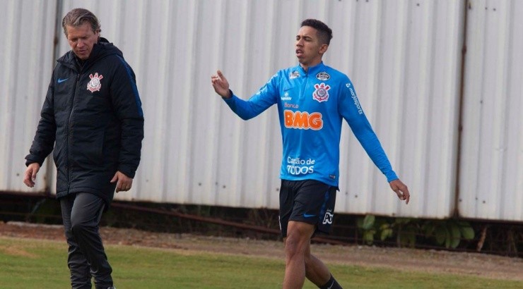 Fessin é um dos 4 que receberão nova oportunidade - Foto: Daniel Augusto Jr/Corinthians.