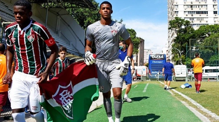 Cayo Felipe quer marcar história no Fluminense. Foto: Lucas Merçom