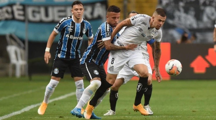 Jobson: titular no primeiro jogo (Foto: Ivan Storti/Santos FC/Divulgação)