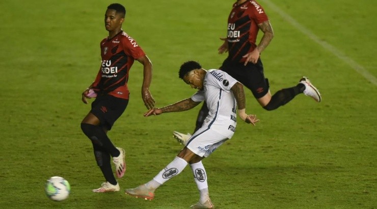 Atacante vive fase mágica na carreira - Foto: Ivan Storti/Santos FC.
