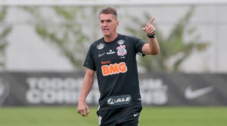 Mancini: terceiro técnico da temporada (Divulgação)