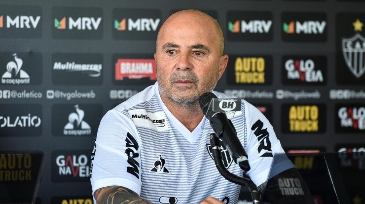 Sampaoli explicou porque Alan Franco não vêm iniciando as partidas como titular. Foto: Bruno Cantini