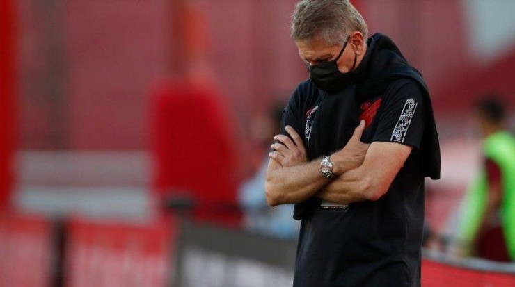 Paulo Autuori elogiou a entrega de Walter nos treinos. Foto: Getty Images