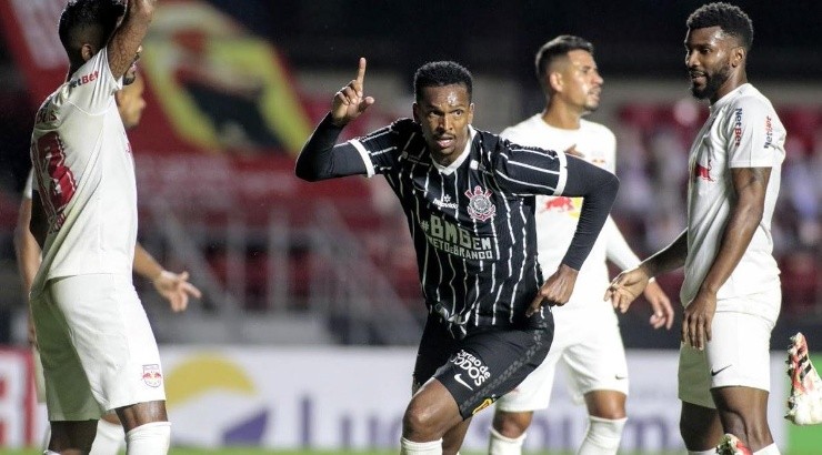 Jô deve ter Cauê como seu reserva imediato - Foto: Rodrigo Coca/Corinthians.