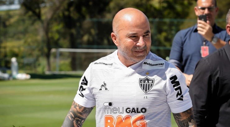 Renovar com Sampaoli é um dos desejos - Foto: Bruno Cantini/CAM.