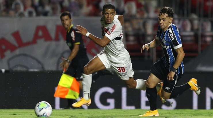 Brenner pode trazer grande lucro ao clube - Foto: Rubens Chiri/SPFC.