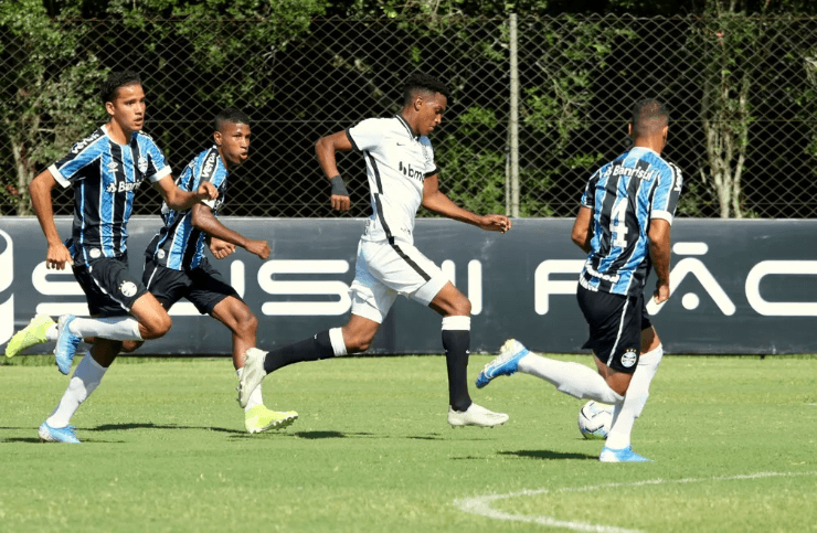 Corinthians venceu o Grêmio por 3 a 2 no Brasileirão Sub-20. (Foto: Rodrigo Fatturi/Grêmio)