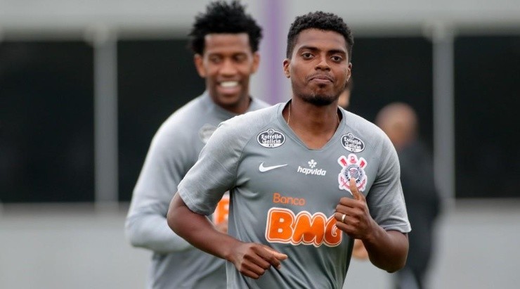 Jemerson deve se manter como titular ao lado de Gil - Foto: Rodrigo Coca/Corinthians. Jemerson deve se manter como titular ao lado de Gil - Foto: Rodrigo Coca/Corinthians.
