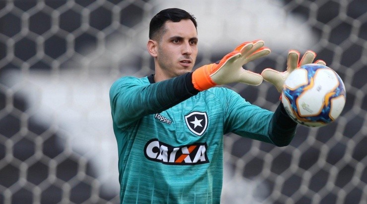 Gatito: expectativa por proposta (Foto: Vitor Silva/Botafogo/Divulgação)