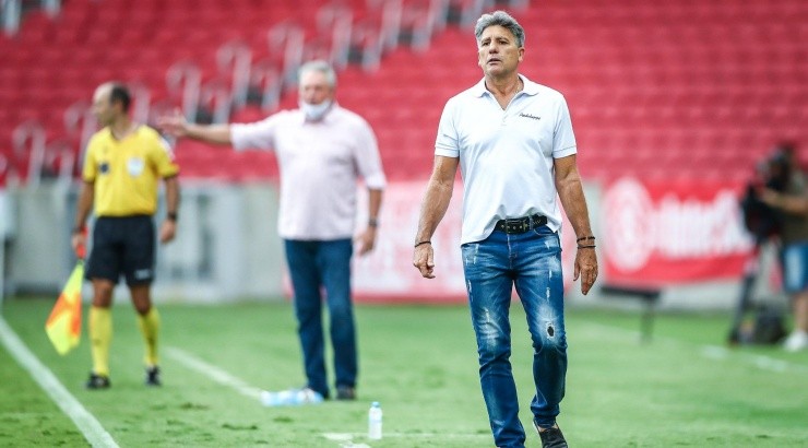 Renato ameaçou escalar apenas os reservas no Brasileirão - Foto: Lucas Uebel/Grêmio.