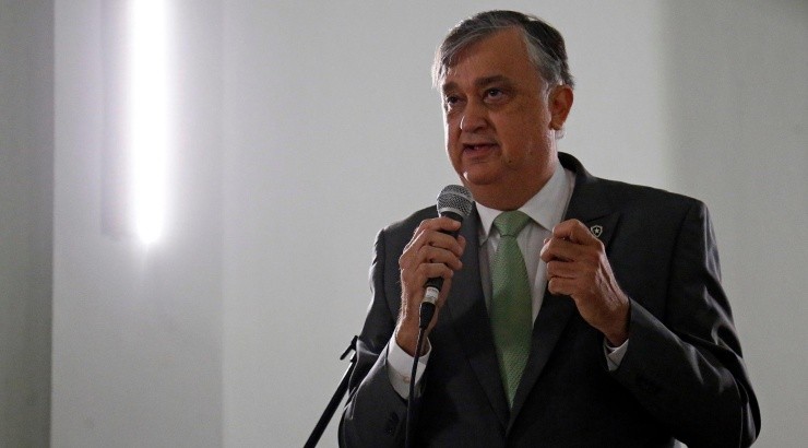 Durcésio afirmou que o zagueiro fica no clube - Foto: Vitor Silva/Botafogo.