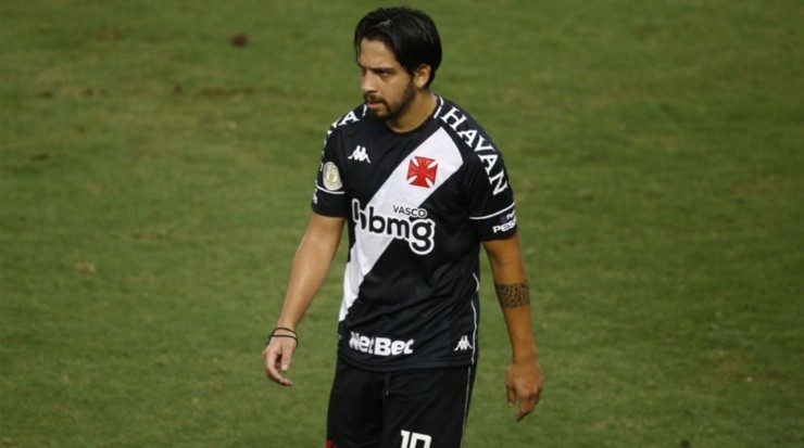 Meia fez um importante gol de falta contra o Galo - Foto: Getty Images.