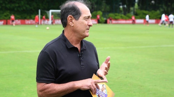 Muricy participou da entrevista com o português - Foto: Rubens Chiri/SPFC.