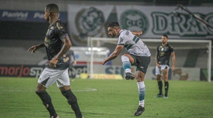 Nathan Silva: de saída do Coxa (Foto: Site Oficial do Coritiba/Divulgação)