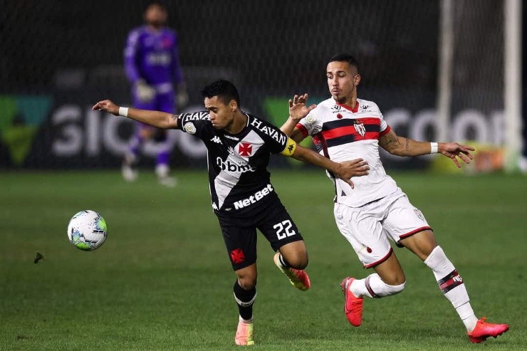 Atlético-GO em campo pelo Brasileirão. (Foto: Getty Images)