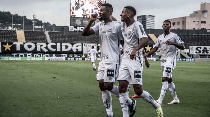 Sabino: marcou pela primeira vez com a camisa do Peixe (Foto: Ivan Storti / Flickr do Santos FC / Divulgação)