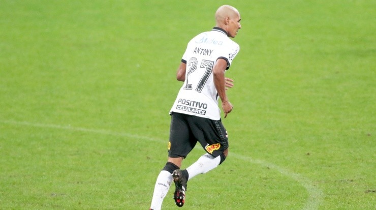 Antony ganhou oportunidade no Dérbi -  Foto: Rodrigo Coca/Agência Corinthians.