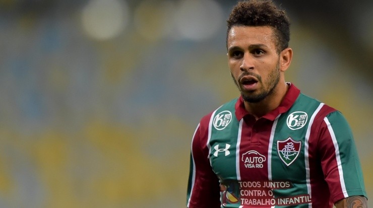 Nem está sem clube atualmente - Foto: Thiago Ribeiro/AGIF.