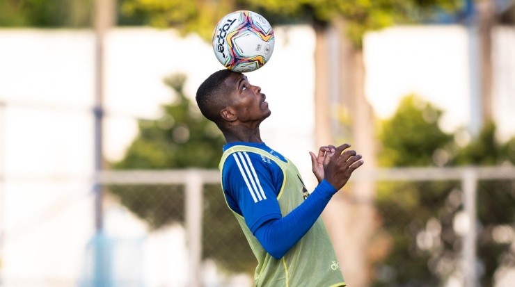 A negociação de Cacá se somará com outros recursos que ajudarão o Cruzeiro a organizar as finanças: Foto:Flickr Cruzeiro Esporte Clube – autor Bruno Haddad