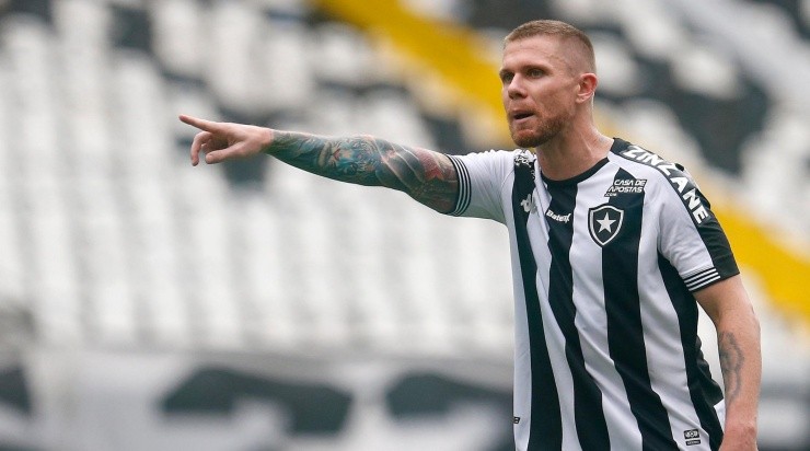 Rafael Forster chegou em 2020. Jogou 26 partidas com a Gloriosa camisa da Estrela Solitaria – Foto: Flickr Botafogo de Futebol e Regatas – autor:Vítor Silva