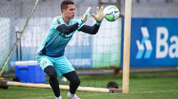 Brenno: chance nos próximos jogos (Foto: Lucas Uebel/Grêmio/Divulgação)