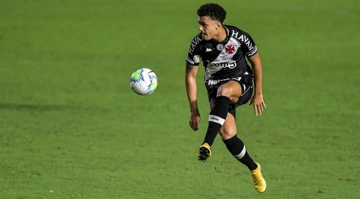 Neto Borges está incluído na lista de 5 jogadores - Foto: Thiago Ribeiro/AGIF.