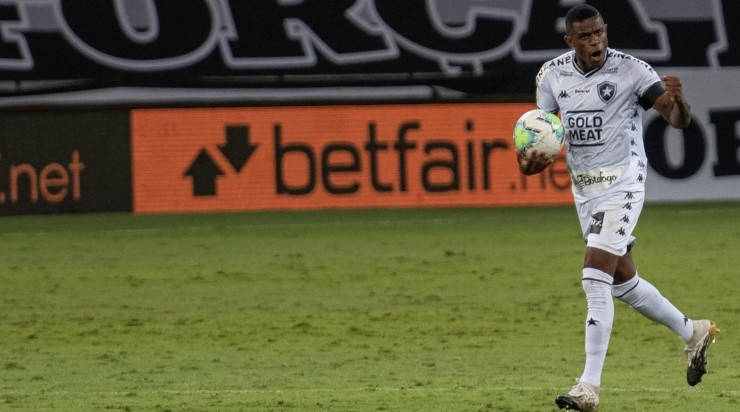 Benevenuto: oferecido ao Verdão (Foto: Alessandra Torres/AGIF) Benevenuto: oferecido ao Verdão (Foto: Alessandra Torres/AGIF)