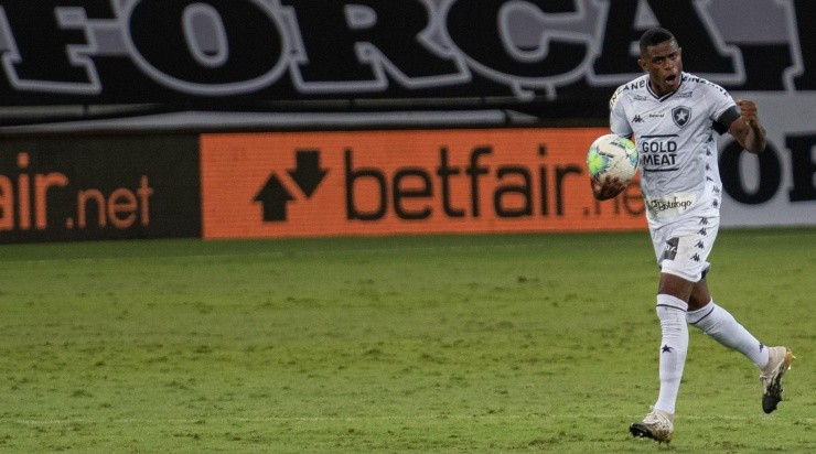 Benevenuto: oferecido ao Tricolor (Foto: Alessandra Torres/AGIF)