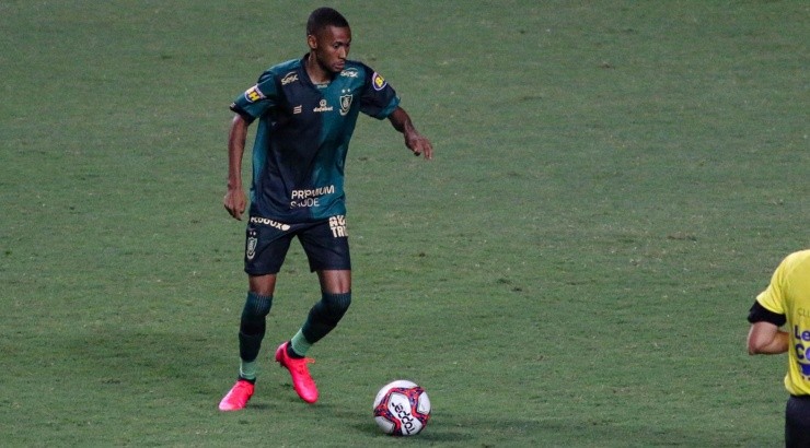 Jogador deve pintar no Verdão em breve - Foto: Fernando Moreno/AGIF. Jogador deve pintar no Verdão em breve - Foto: Fernando Moreno/AGIF.