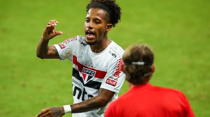 Situação de Tchê Tchê deve ser resolvida em breve - Foto: Pedro H. Tesch/AGIF.