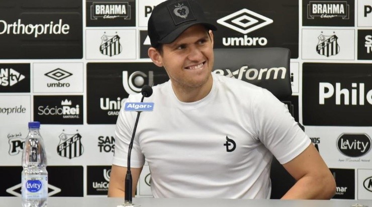 Rafael: em visita ao CT Rei Pelé (Foto: Ivan Storti/Flickr do Santos FC/Divulgação)