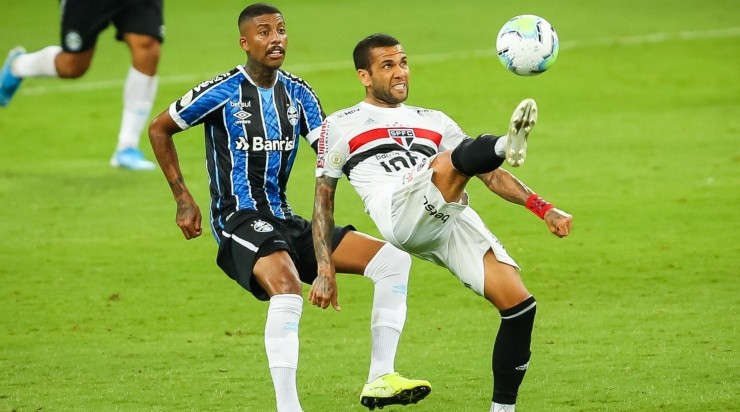 Meia está em baixa no clube - Foto: Pedro H. Tesch/AGIF.