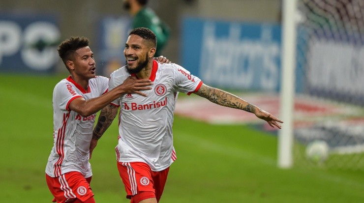 Guerrero: contrato até o fim do ano (Foto: Thiago Ribeiro/AGIF)