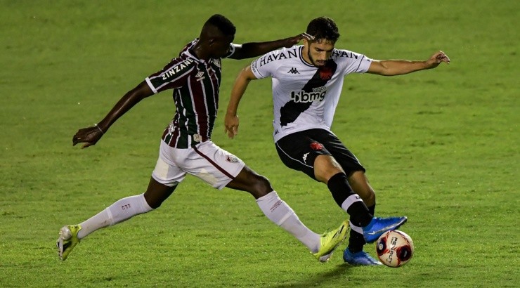 Andrey teria despertado o interesse do Santos - Foto: Thiago Ribeiro/AGIF.