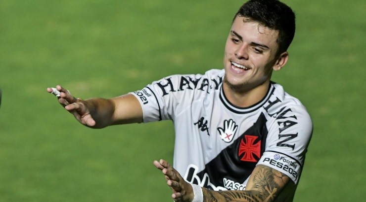 Pec é o artilheiro do Vasco na temporada - Foto: Thiago Ribeiro/AGIF.
