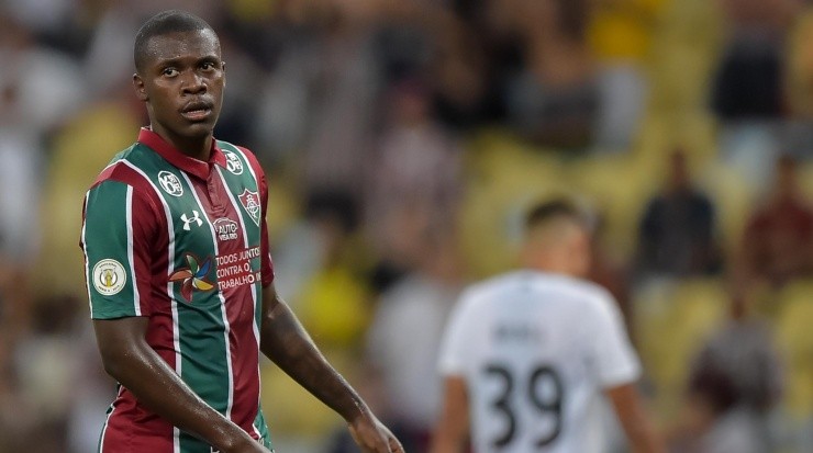 Frazan: fora dos planos (Foto: Thiago Ribeiro/AGIF) Frazan: fora dos planos (Foto: Thiago Ribeiro/AGIF)