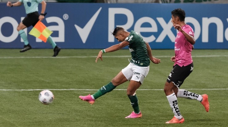 Rony foi um dos destaques positivos - Foto: Marcello Zambrana/AGIF.