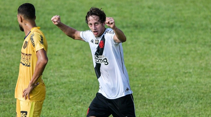Vasco tem prioridade pelo meia - Foto: Thiago Ribeiro/AGIF.