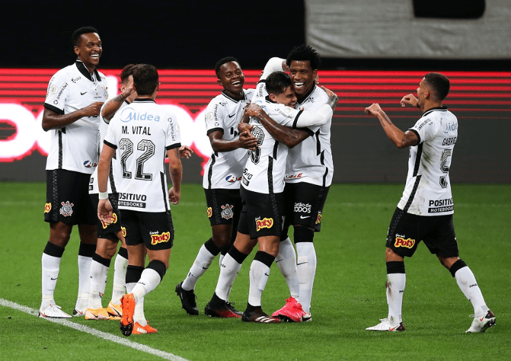 Jugadores del Corinthians celebrando gol.  (Foto: Getty Images)