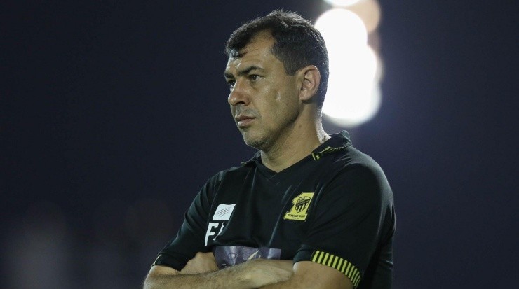 Carille está de olho em Cazares. Foto: Divulgação Al Ittihad