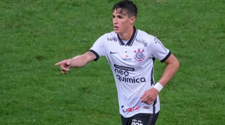 Vital: em alta no Timão (Foto: Marcello Zambrana/AGIF)