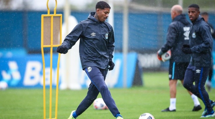 JP teve lesão confirmada e desfalca o Tricolor - Foto: Lucas Uebel/Flickr Oficial do Grêmio/Divulgação.