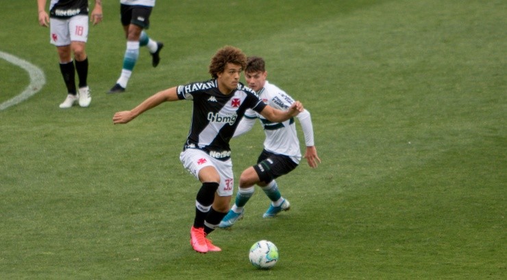 Neto Borges não empolgou e vai deixar o Vasco - Foto: Robson Mafra/AGIF.