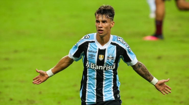 Ferreira: em alta no Tricolor Gaúcho (Foto: Pedro H. Tesch/AGIF)