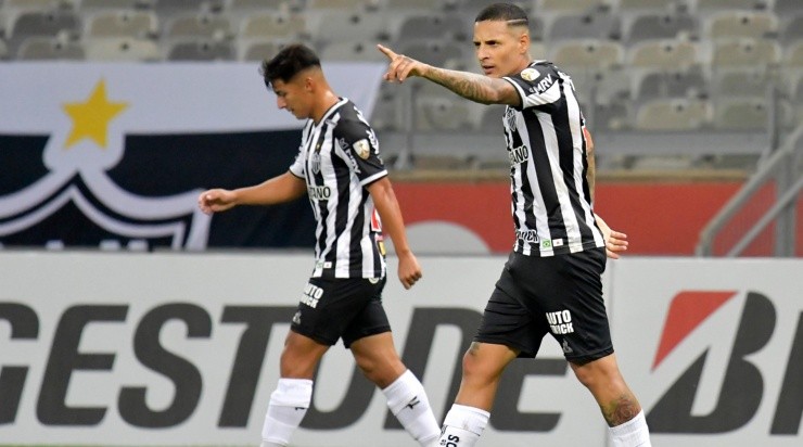 Jogadores do Atlético-MG comemoram gol pela Libertadores (Foto: Getty Images)
