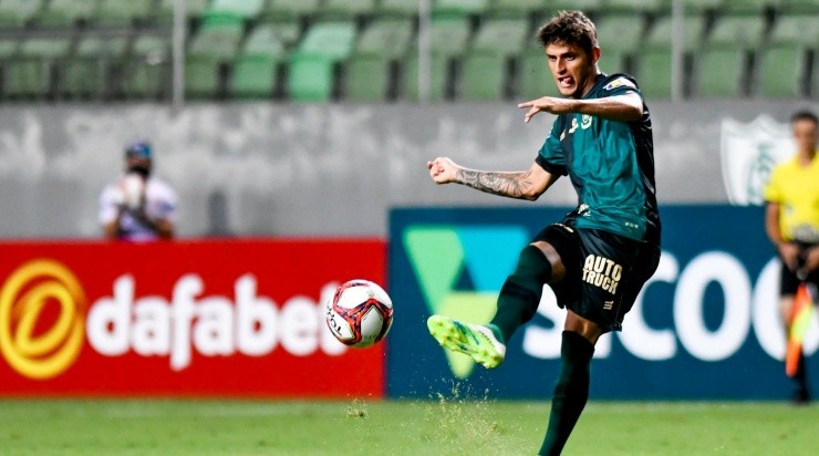 Flávio: pode chegar ao Cruzeiro (Foto: Mourão Panda / América / Divulgação)