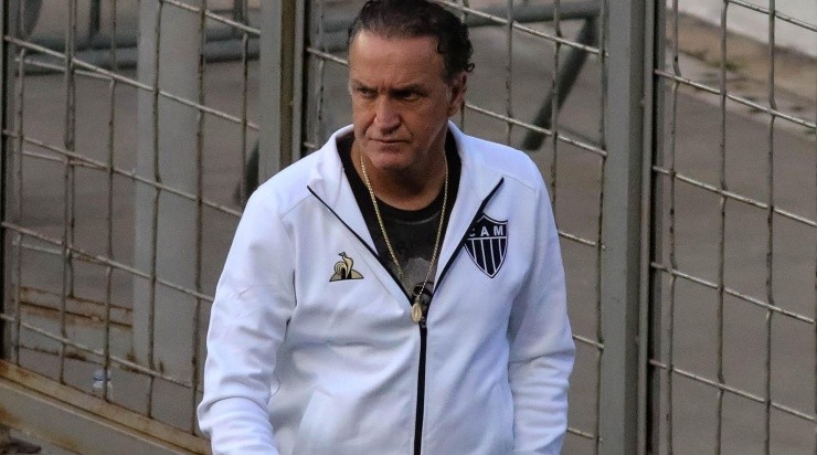 Cuca: irá mexer na equipe (Foto: Fernando Moreno/AGIF)