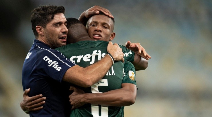 Treinador vem conquistando bons resultados em sua passagem - Foto: Jorge Rodrigues/AGIF.